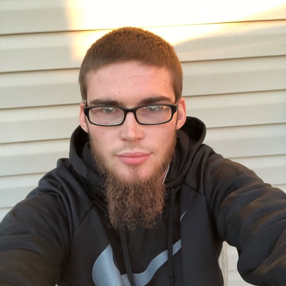 Meet your Posher, Aaron - Picture 1 of 1